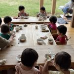 皆で食べるご飯は美味しいね